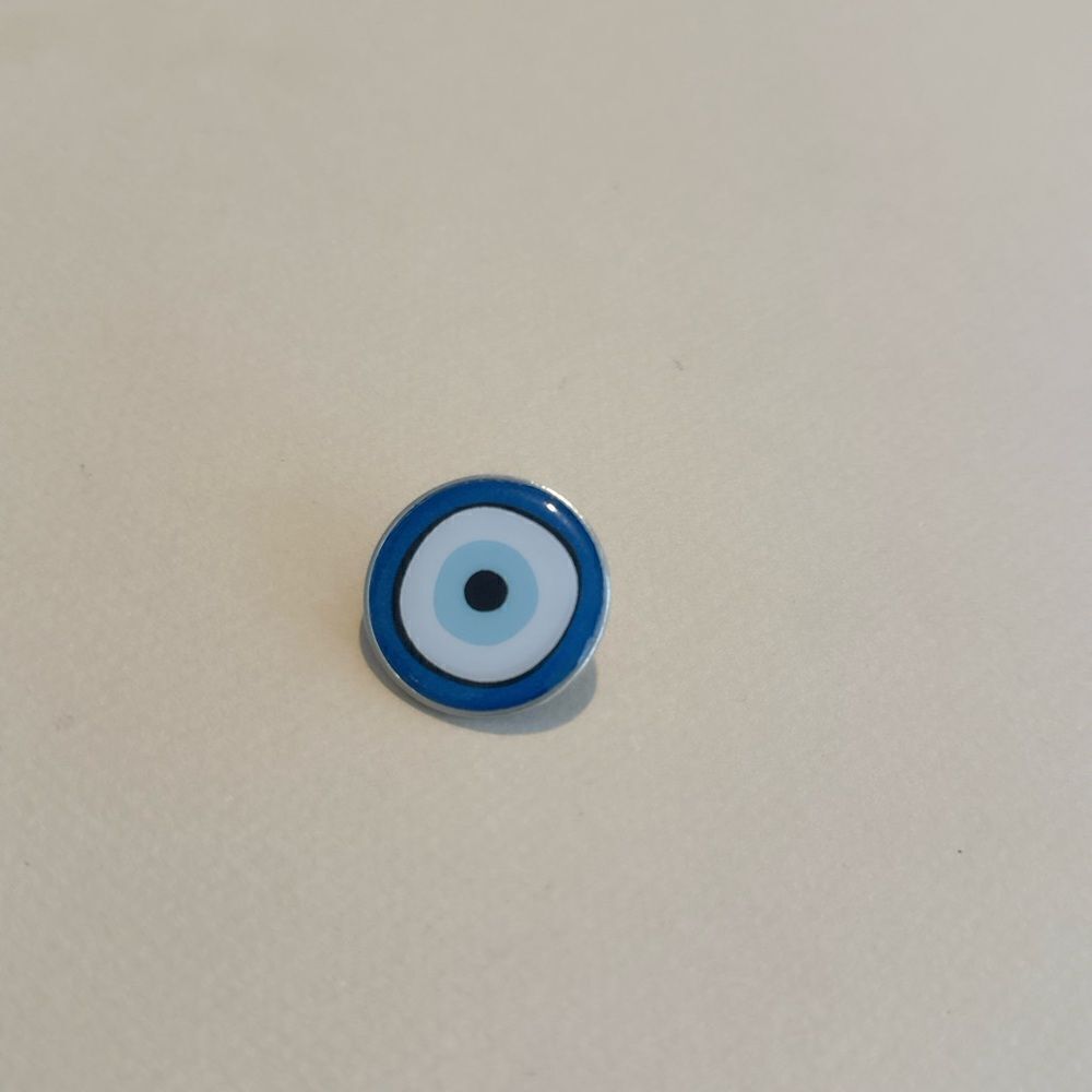 Evil eye brooch M1116